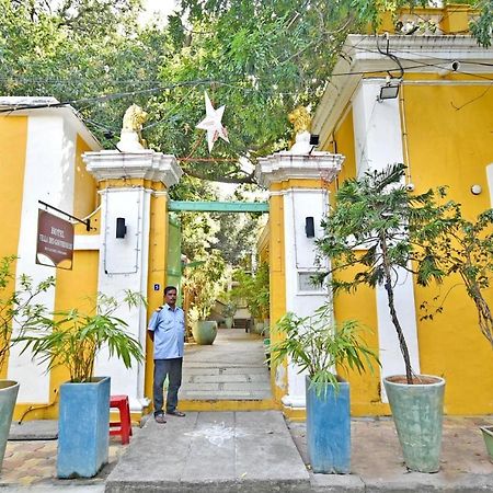 Hotel Villa Des Gouverneurs ポンディシェリ エクステリア 写真