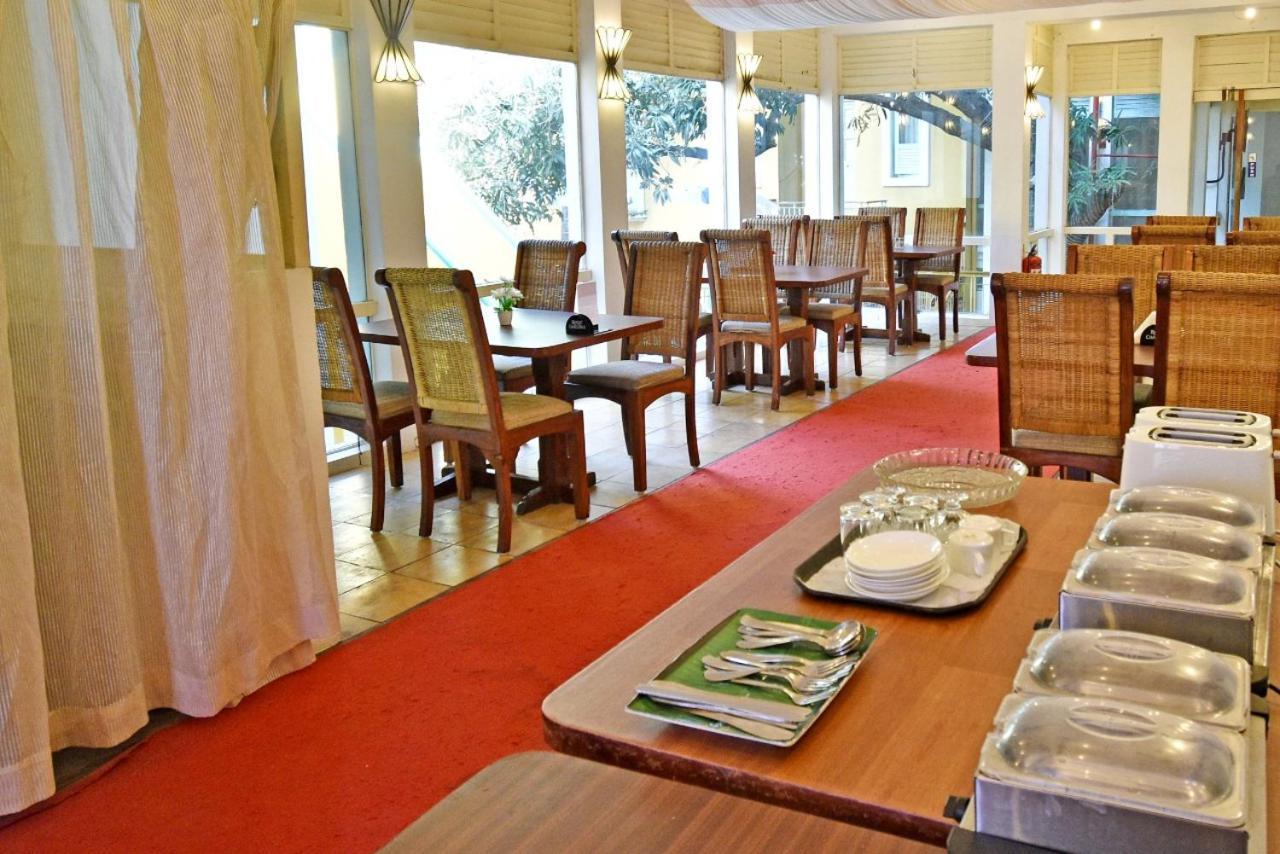 Hotel Villa Des Gouverneurs ポンディシェリ エクステリア 写真
