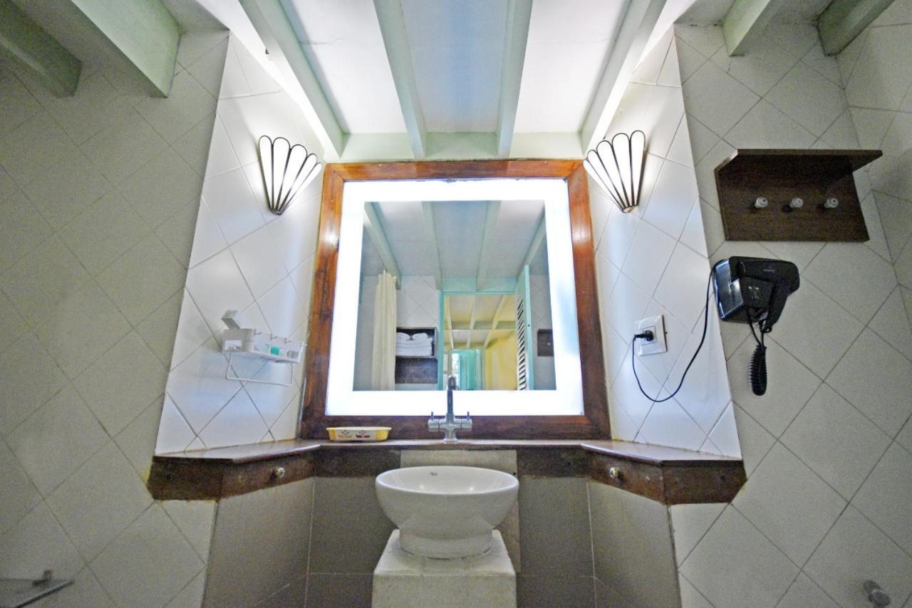 Hotel Villa Des Gouverneurs ポンディシェリ エクステリア 写真
