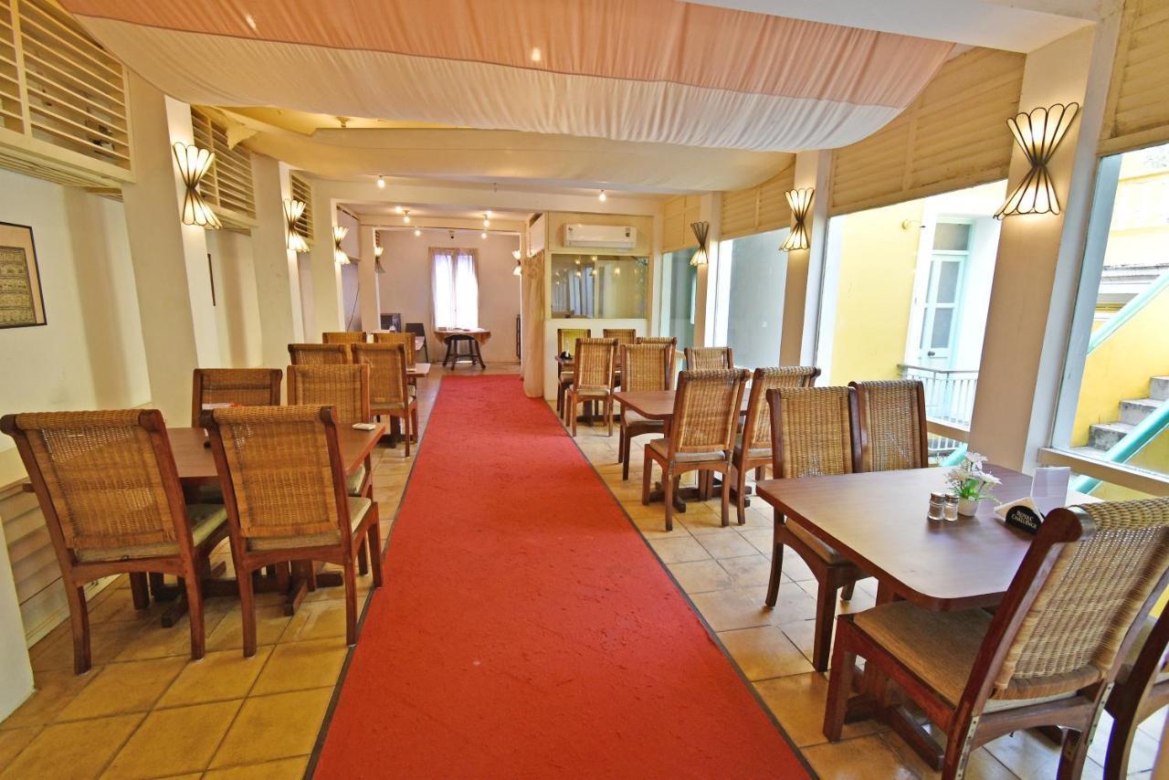 Hotel Villa Des Gouverneurs ポンディシェリ エクステリア 写真